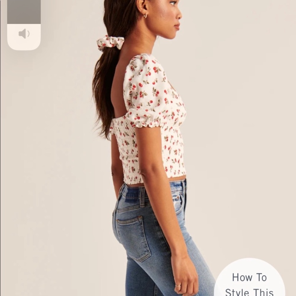 Abercrombie & Fitch White Crop Top with Red Floral Print